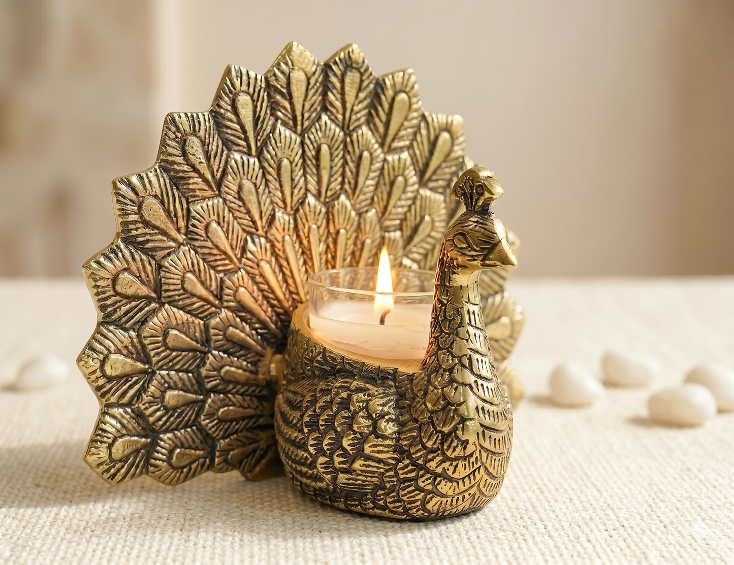 Luxury Peacock Décor